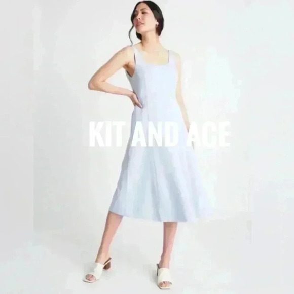 Kit and Ace Dresses & Skirts - ⭐️Host Pick⭐️ BNWOT Kit And Ace women’s sleeveless midi Dress size  2 in Navy